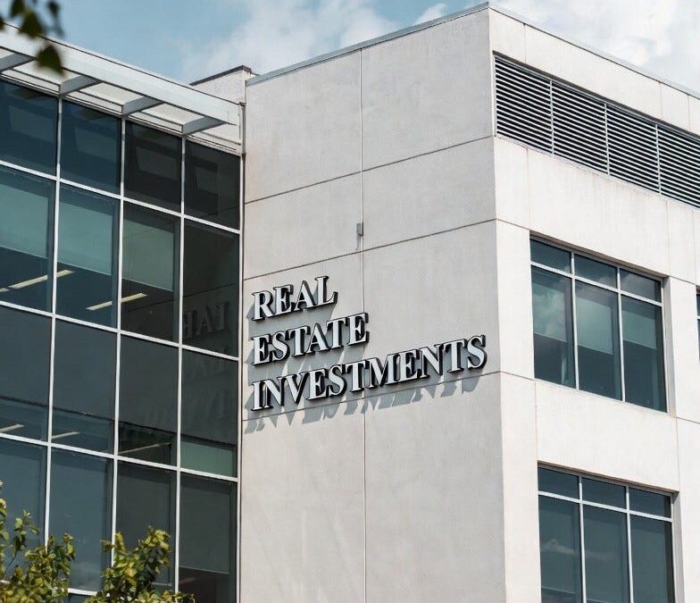 This Week’s Playbook: Real Estate Starting to Wake Up?